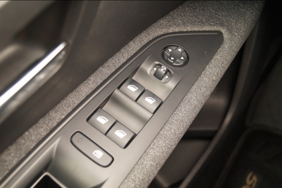 Peugeot 5008 1.2 PureTech 130pk Automaat Executive 7-persoons