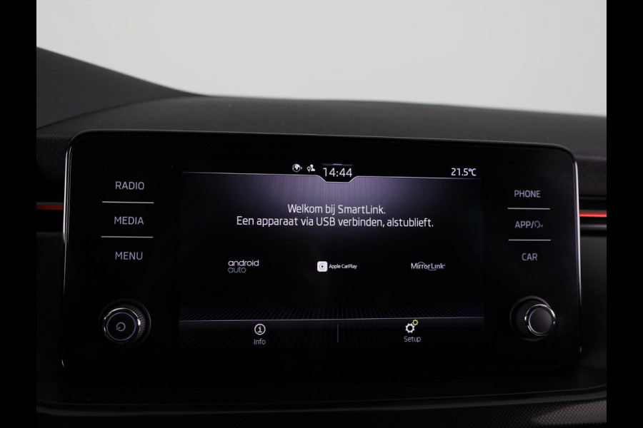 Škoda SCALA 1.0 TSI Sport Business 115 pk | Navigatie via App | Parkeersensoren achter | Autom. airco | Cruise control | Apple Carplay/Android Auto |