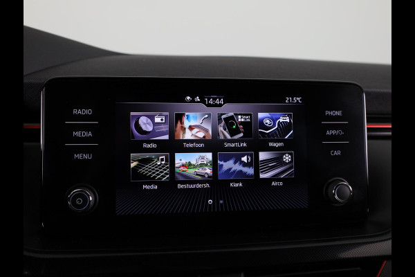 Škoda SCALA 1.0 TSI Sport Business 115 pk | Navigatie via App | Parkeersensoren achter | Autom. airco | Cruise control | Apple Carplay/Android Auto |