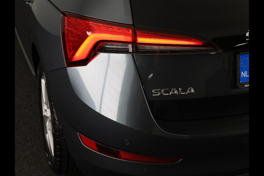 Škoda SCALA 1.0 TSI Sport Business 115 pk | Navigatie via App | Parkeersensoren achter | Autom. airco | Cruise control | Apple Carplay/Android Auto |