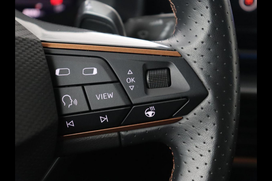 CUPRA Leon 1.4 eHybrid VZ | 245pk | Stoel & stuurverwarming | Carplay | Camera | Adaptive cruise | Navigatie | Sfeerverlichting | Keyless | Sportstoelen | PHEV | Plug In