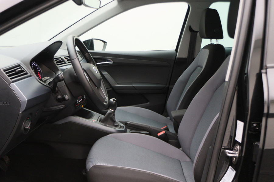 Seat Arona 1.0 TSI Style Business Intense Camera, Apple Carplay, Keyless, Climate, PDC, 17"