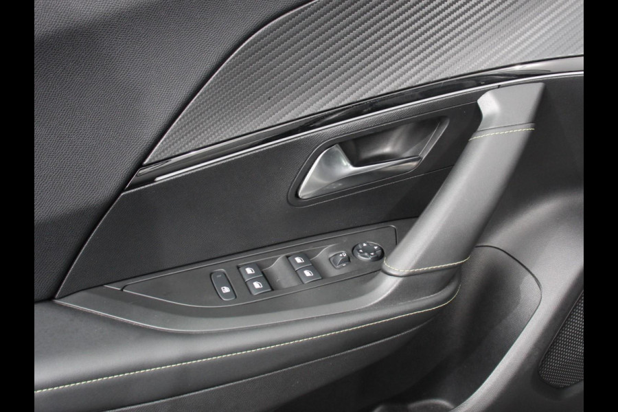 Peugeot 2008 1.2 PureTech 130pk Automaat GT-Line Navigatie Apple Carplay/Android Auto Camera Parkeersensoren Ledverlichting Cruise Control Virtual Cockpit Climate Control Lichtmetalen velgen