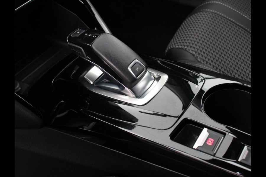 Peugeot 2008 1.2 PureTech 130pk Automaat GT-Line Navigatie Apple Carplay/Android Auto Camera Parkeersensoren Ledverlichting Cruise Control Virtual Cockpit Climate Control Lichtmetalen velgen