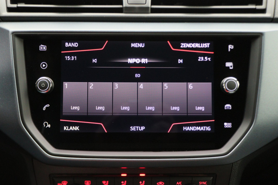 Seat Arona 1.0 TSI Style Business Intense Camera, Apple Carplay, Keyless, Climate, PDC, 17"