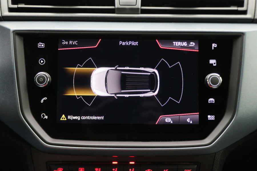 Seat Arona 1.0 TSI Style Business Intense Camera, Apple Carplay, Keyless, Climate, PDC, 17"