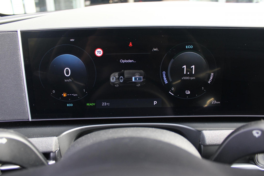 Hyundai Tucson 1.6 T-GDI PHEV 252PK 20TH ANNIVERSARY+ SKY *NIEUW* | PANORAMISCH SCHUIF/KANTELDAK | STUUR / STOELVERWARMING | FULL LED KOPLAMPEN | |HALF ALCANTARA / LEDER 20TH ANNIVERSARY DESIGN MET GROENE STIKSELS | NAVIGATIE | ADAPTIVE CRUISE CONTROL | DRAADLOOS APPLE CARPLAY / ANDROID AUTO | DRAADLOOS TELEFOONLADER | ELEKTRISCH BEDIENBARE ACHTERKLEP | DODEHOEK DETECTIE | 3 FASE CLIMATE CONTROL | KRELL PREMIUM AUDIO | 19"INCH 20TH ANNIVERSARY VELGEN | ZONWERING IN ACHTER PORTIEREN | PINE GREEN MATTE METALLIC LAK | DEURLIJSTEN MET LUXE AFWERKING | DAKRAILS ZWART |