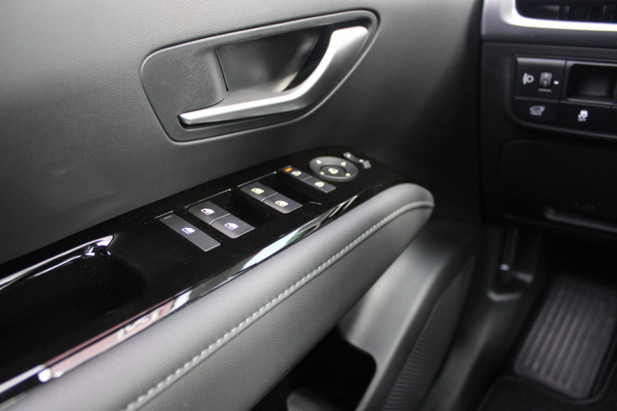 Hyundai Tucson 1.6 T-GDI PHEV 252PK 20TH ANNIVERSARY+ SKY *NIEUW* | PANORAMISCH SCHUIF/KANTELDAK | STUUR / STOELVERWARMING | FULL LED KOPLAMPEN | |HALF ALCANTARA / LEDER 20TH ANNIVERSARY DESIGN MET GROENE STIKSELS | NAVIGATIE | ADAPTIVE CRUISE CONTROL | DRAADLOOS APPLE CARPLAY / ANDROID AUTO | DRAADLOOS TELEFOONLADER | ELEKTRISCH BEDIENBARE ACHTERKLEP | DODEHOEK DETECTIE | 3 FASE CLIMATE CONTROL | KRELL PREMIUM AUDIO | 19"INCH 20TH ANNIVERSARY VELGEN | ZONWERING IN ACHTER PORTIEREN | PINE GREEN MATTE METALLIC LAK | DEURLIJSTEN MET LUXE AFWERKING | DAKRAILS ZWART |