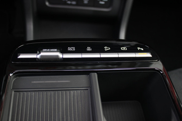 Hyundai Tucson 1.6 T-GDI PHEV 252PK 20TH ANNIVERSARY+ SKY *NIEUW* | PANORAMISCH SCHUIF/KANTELDAK | STUUR / STOELVERWARMING | FULL LED KOPLAMPEN | |HALF ALCANTARA / LEDER 20TH ANNIVERSARY DESIGN MET GROENE STIKSELS | NAVIGATIE | ADAPTIVE CRUISE CONTROL | DRAADLOOS APPLE CARPLAY / ANDROID AUTO | DRAADLOOS TELEFOONLADER | ELEKTRISCH BEDIENBARE ACHTERKLEP | DODEHOEK DETECTIE | 3 FASE CLIMATE CONTROL | KRELL PREMIUM AUDIO | 19"INCH 20TH ANNIVERSARY VELGEN | ZONWERING IN ACHTER PORTIEREN | PINE GREEN MATTE METALLIC LAK | DEURLIJSTEN MET LUXE AFWERKING | DAKRAILS ZWART |