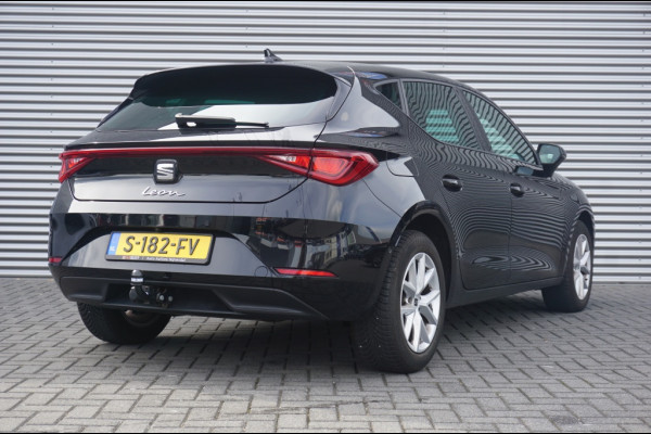 Seat Leon 130PK Style ADAPTIVE | TREKHAAK | WINTERPACK | CAMERA | KEYLESS!