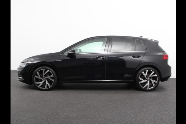 Volkswagen Golf 1.5 eTSI Style Climate control | Adeptieve cruise control | LED Matrix koplampen | Stoel / Stuurverwarming | PDC VA + Camera | Apple carplay/ Andriod auto