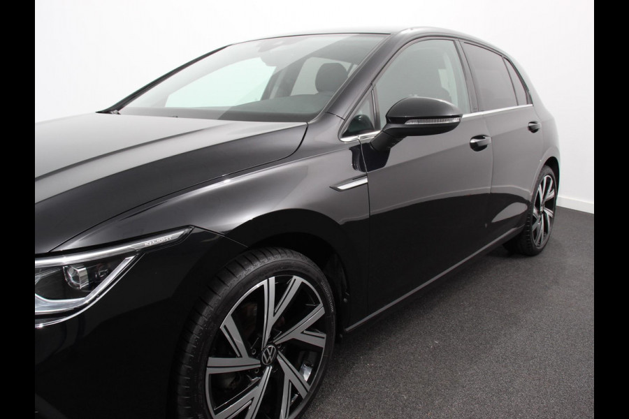 Volkswagen Golf 1.5 eTSI Style Climate control | Adeptieve cruise control | LED Matrix koplampen | Stoel / Stuurverwarming | PDC VA + Camera | Apple carplay/ Andriod auto