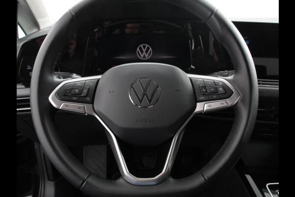 Volkswagen Golf 1.5 eTSI Style Climate control | Adeptieve cruise control | LED Matrix koplampen | Stoel / Stuurverwarming | PDC VA + Camera | Apple carplay/ Andriod auto