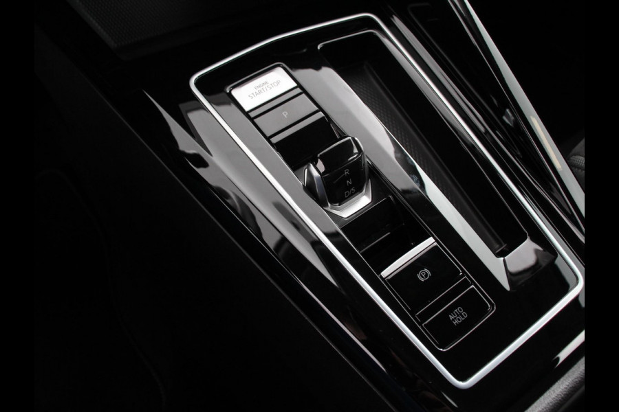 Volkswagen Golf 1.5 eTSI Style Climate control | Adeptieve cruise control | LED Matrix koplampen | Stoel / Stuurverwarming | PDC VA + Camera | Apple carplay/ Andriod auto