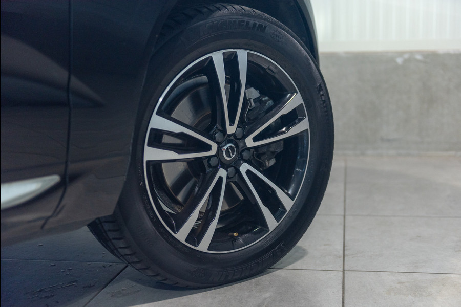 Volvo XC60 T6 Aut. Business Executive Leder Stoelverwarming Parkeercamera 340pk