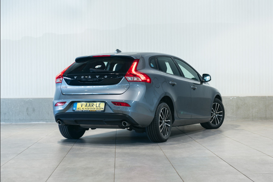 Volvo V40 D2 Aut. Business Parkeercamera CruiseControl 120pk