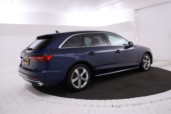 Audi A4 Avant 35 TDI Business Edition Automaat, Leer, Panorama, climate,