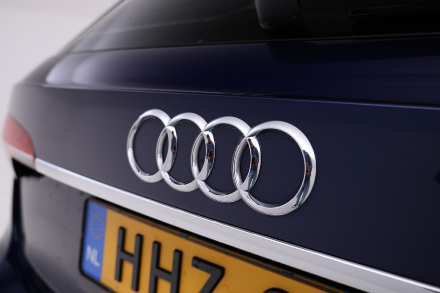 Audi A4 Avant 35 TDI Business Edition Automaat, Leer, Panorama, climate,