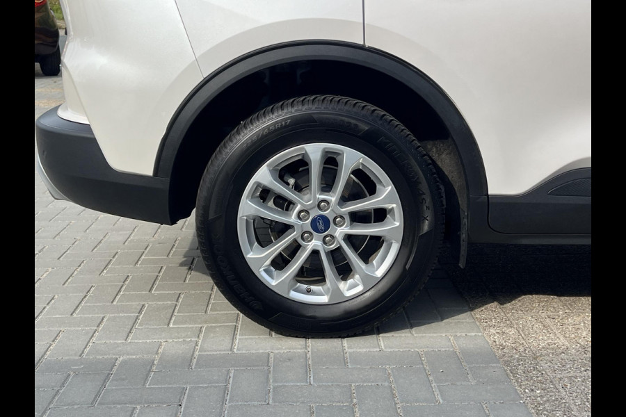 Ford Kuga 2.5 FHEV Titanium | Navigatie | Camera | Geen stekker nodig