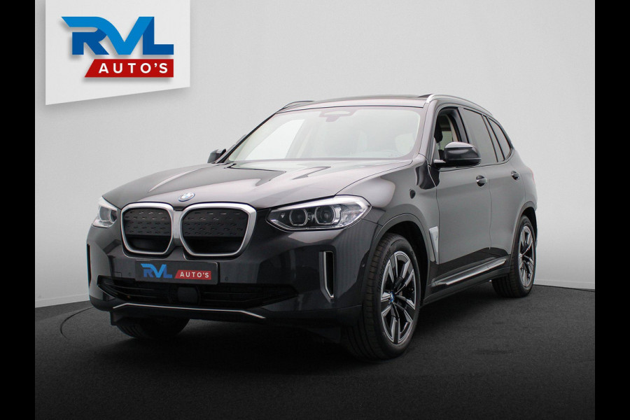 BMW iX3 Executive 80 kWh Trekhaak Pano/dak Leder Apple/Carplay