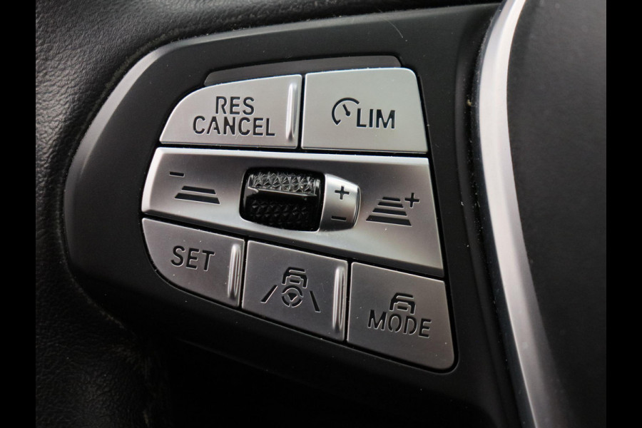 BMW iX3 Executive 80 kWh Trekhaak Pano/dak Leder Apple/Carplay