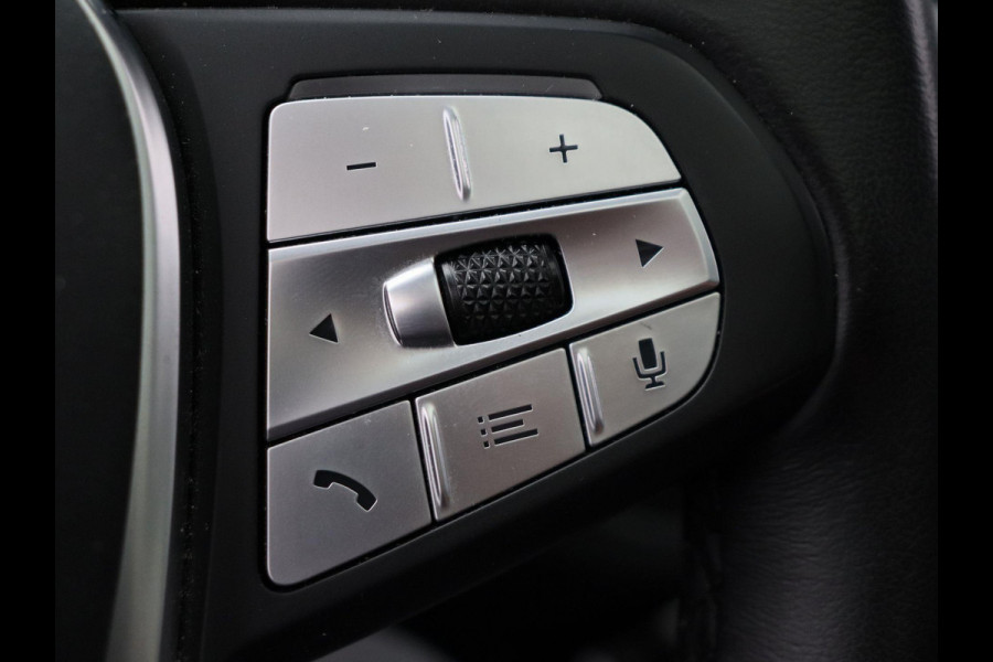 BMW iX3 Executive 80 kWh Trekhaak Pano/dak Leder Apple/Carplay
