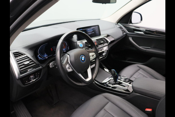 BMW iX3 Executive 80 kWh Trekhaak Pano/dak Leder Apple/Carplay