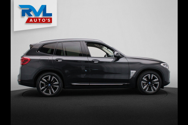 BMW iX3 Executive 80 kWh Trekhaak Pano/dak Leder Apple/Carplay