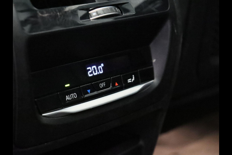BMW iX3 Executive 80 kWh Trekhaak Pano/dak Leder Apple/Carplay