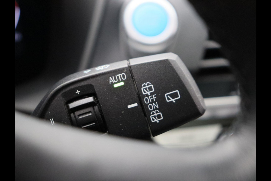 BMW iX3 Executive 80 kWh Trekhaak Pano/dak Leder Apple/Carplay