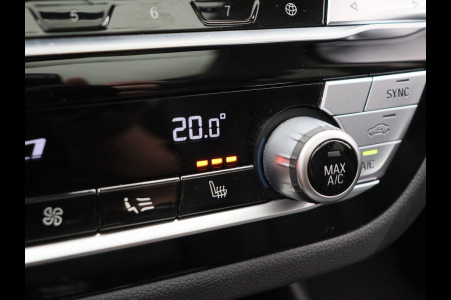 BMW iX3 Executive 80 kWh Trekhaak Pano/dak Leder Apple/Carplay