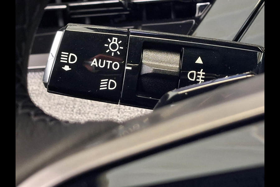 Peugeot 5008 1.2 Hybrid 136 Allure Automaat | Navigatie | 360° Camera | Keyless Entry | Apple Carplay/Android Auto |