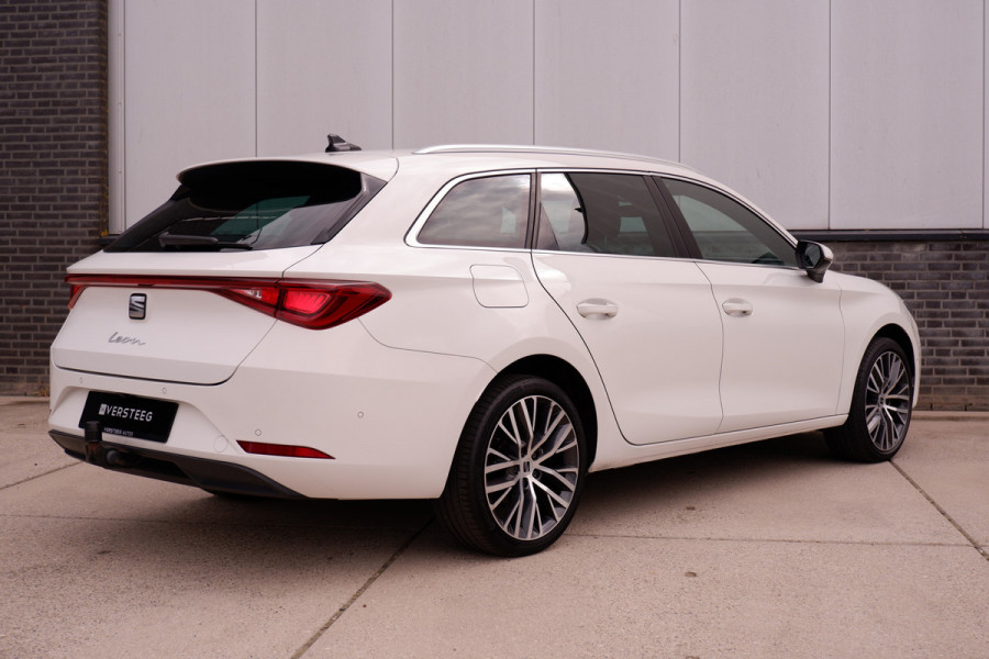 Seat Leon Sportstourer 1.5 eTSI Xcellence M-Hybrid | Elek Trekhaak | Sfeerverl. | LED | Carplay | Camera | Navi | Keyless | Adap. Cruise