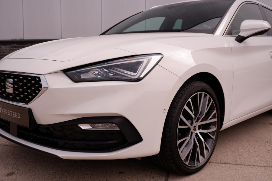 Seat Leon Sportstourer 1.5 eTSI Xcellence M-Hybrid | Elek Trekhaak | Sfeerverl. | LED | Carplay | Camera | Navi | Keyless | Adap. Cruise