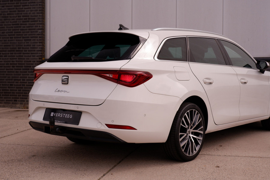 Seat Leon Sportstourer 1.5 eTSI Xcellence M-Hybrid | Elek Trekhaak | Sfeerverl. | LED | Carplay | Camera | Navi | Keyless | Adap. Cruise