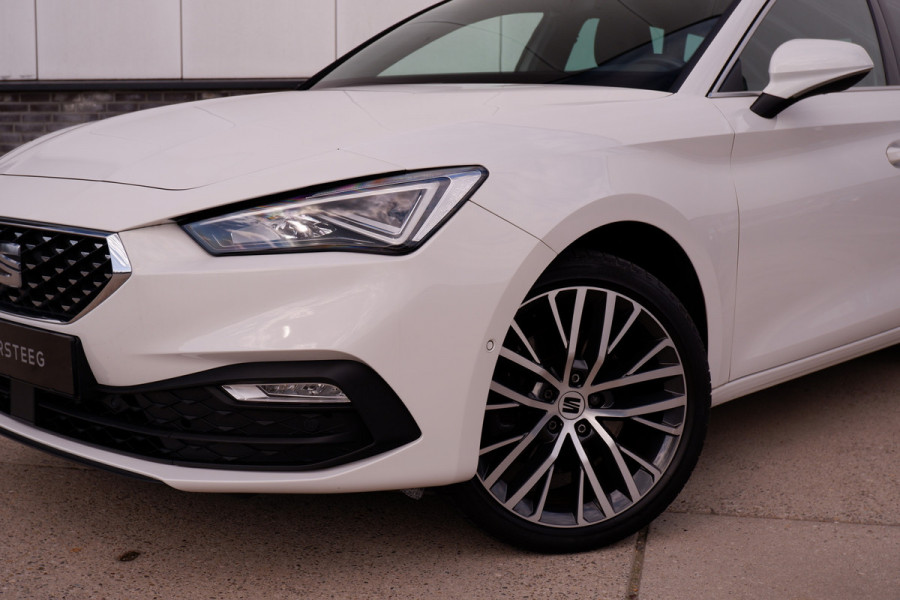 Seat Leon Sportstourer 1.5 eTSI Xcellence M-Hybrid | Elek Trekhaak | Sfeerverl. | LED | Carplay | Camera | Navi | Keyless | Adap. Cruise
