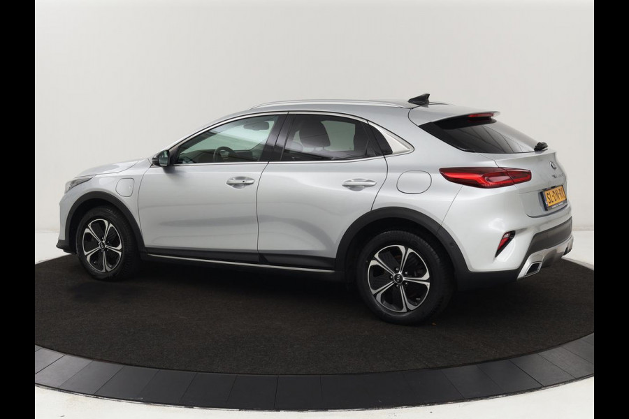 Kia Xceed 1.6 GDI PHEV ExecutiveLine | Schuifdak | Leder | Stoelventilatie | Adaptive cruise | Camera | Stoel & stuurverwarming | Memory | Digital Cockpit | Plug In