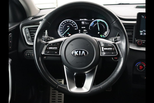 Kia Xceed 1.6 GDI PHEV ExecutiveLine | Schuifdak | Leder | Stoelventilatie | Adaptive cruise | Camera | Stoel & stuurverwarming | Memory | Digital Cockpit | Plug In