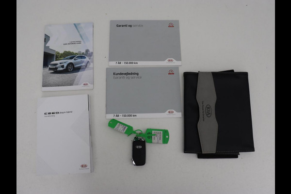 Kia Xceed 1.6 GDI PHEV ExecutiveLine | Schuifdak | Leder | Stoelventilatie | Adaptive cruise | Camera | Stoel & stuurverwarming | Memory | Digital Cockpit | Plug In
