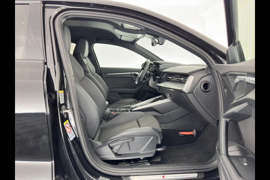 Audi A3 Sportback 35 TFSI S edition S-Line Aut. *1/2LEATHER | FULL-LED | SPORT-SEATS | DIGI-COCKPIT | NAVI-FULLMAP | ECC | PDC | CRUISE | 19''ALU*