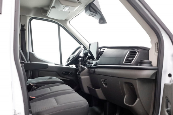 Ford Transit 2.0 TDCI 130pk L2H3 Trend ACC/Navi/Camera 03-2024