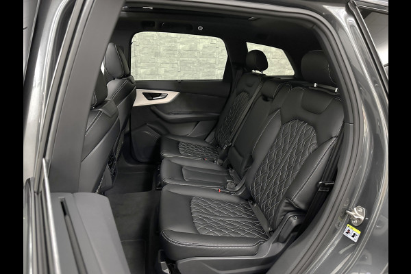 Audi Q7 55 TFSI e 381PK S-Line | 360 Camera | RS-Leder | Laser-LED | BTW | ACC | Head-Up | Panorama | Keyless-Entry | Luchtvering | Memory | Lane & Side assist | Sportstoelen | Black optic | Bovag Garantie.