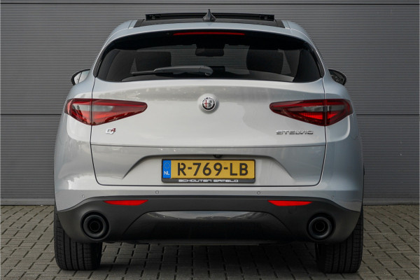 Alfa Romeo Stelvio 2.0 T AWD Sprint Pano ACC Memory Stuur & Stoelverwarming