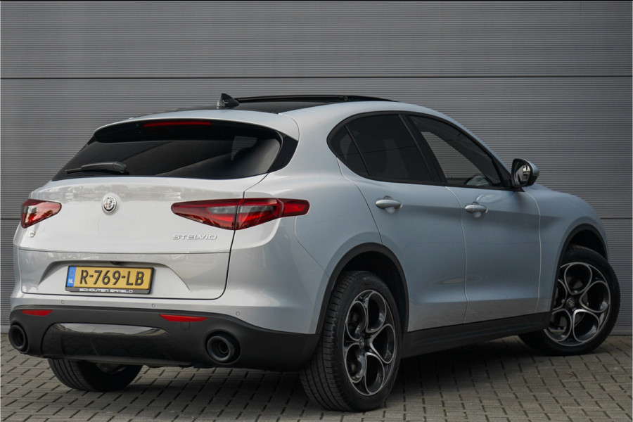 Alfa Romeo Stelvio 2.0 T AWD Sprint Pano ACC Memory Stuur & Stoelverwarming