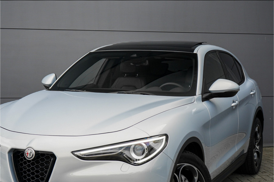 Alfa Romeo Stelvio 2.0 T AWD Sprint Pano ACC Memory Stuur & Stoelverwarming