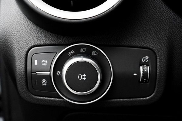 Alfa Romeo Stelvio 2.0 T AWD Sprint Pano ACC Memory Stuur & Stoelverwarming