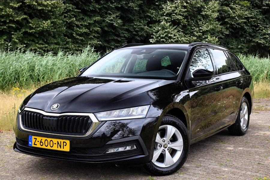 Škoda Octavia Combi 1.0 e-TSI Business Edition*2024*NL Auto*10.679KM*Trekhaak*Carplay*Enz