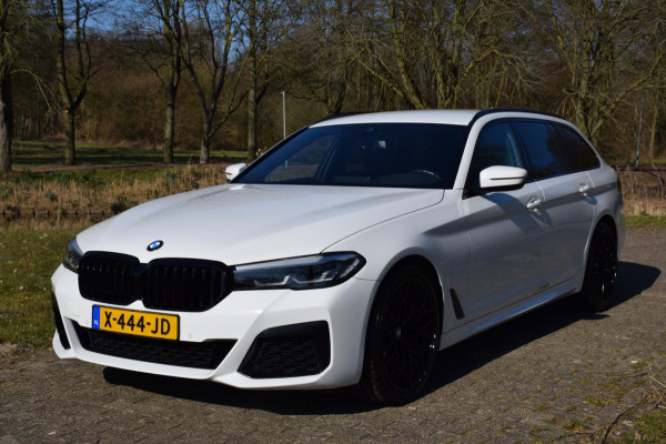 BMW 5 Serie Touring 530i High Executive*M-Pakket*Head-up*20"Inch*84Dkm*2021*