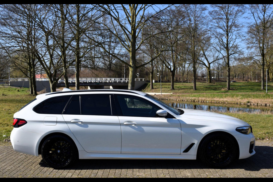 BMW 5 Serie Touring 530i High Executive*M-Pakket*Head-up*20"Inch*84Dkm*2021*