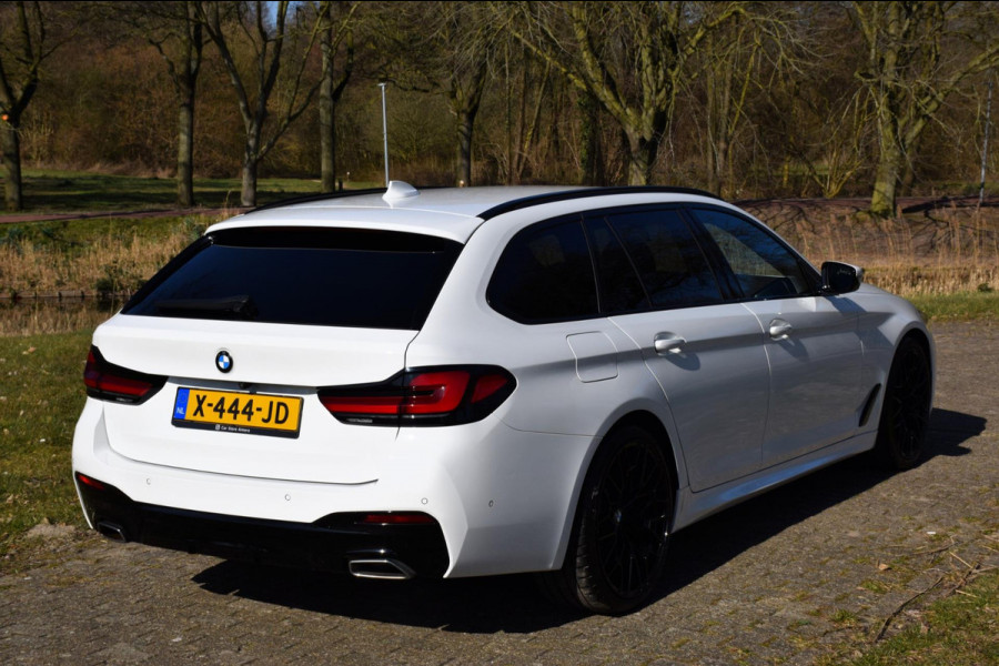BMW 5 Serie Touring 530i High Executive*M-Pakket*Head-up*20"Inch*84Dkm*2021*